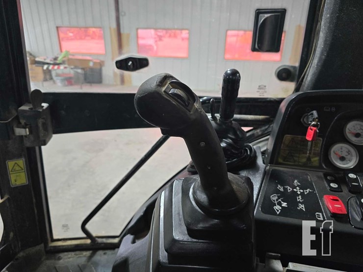 2010-caterpillar-420e-it-image-18