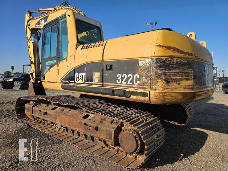 2005-caterpillar-322c-image-7
