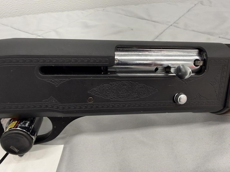 huglu-arms-sharptail-12-gauge-shotgun-image-4