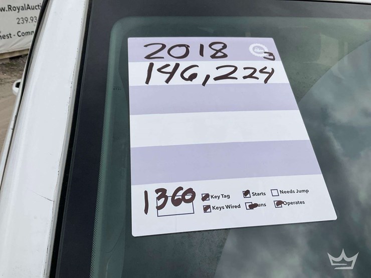 2018-chevrolet-silverado-1500-image-33