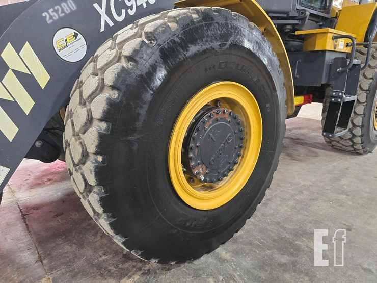 2022-xcmg-xc948u-image-21