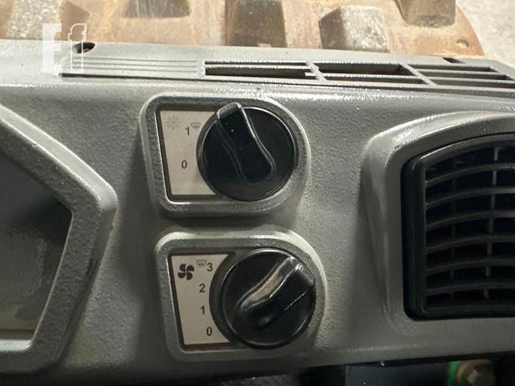 2016-bomag-bw177d-5-image-21