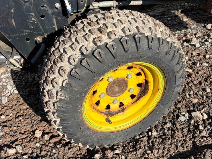 john-deere-x739-image-12