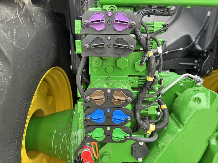 2024-john-deere-9r-590-image-29
