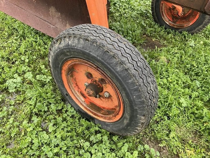 (offsite)-yonkers-johnson-300a-pull-v-ditcher-image-11