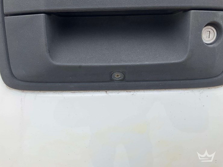 2018-chevrolet-silverado-1500-image-29