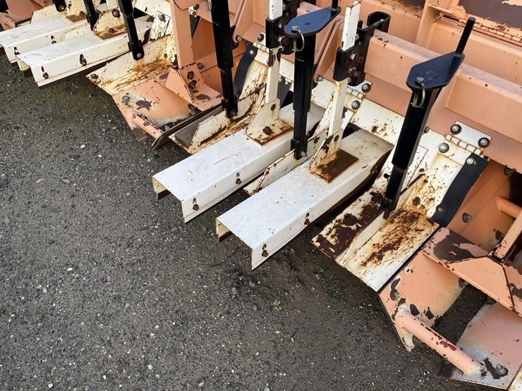 lws-3-pt-5-row-60"-pto-"lay-by"-mulcher-image-12