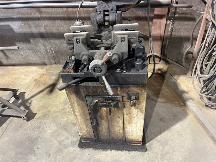 #12-•-dong-jin-cold-cut-saw-image-4