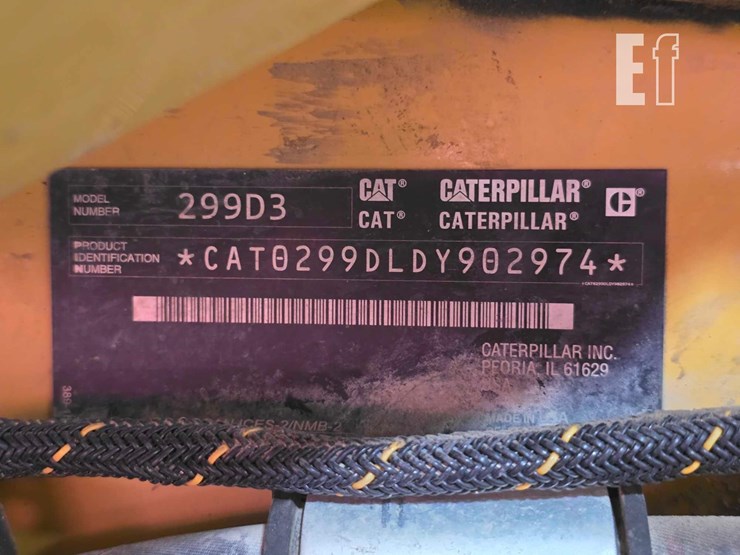 2020-caterpillar-299d3-image-23