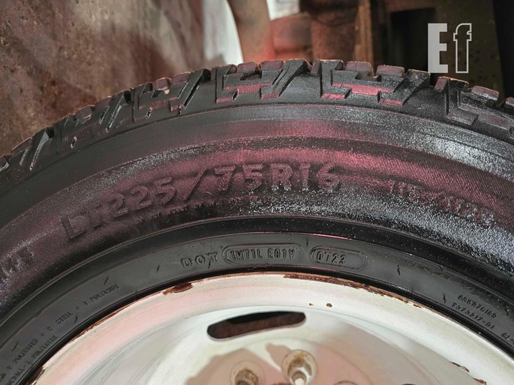 2006-ford-e350-sd-image-32