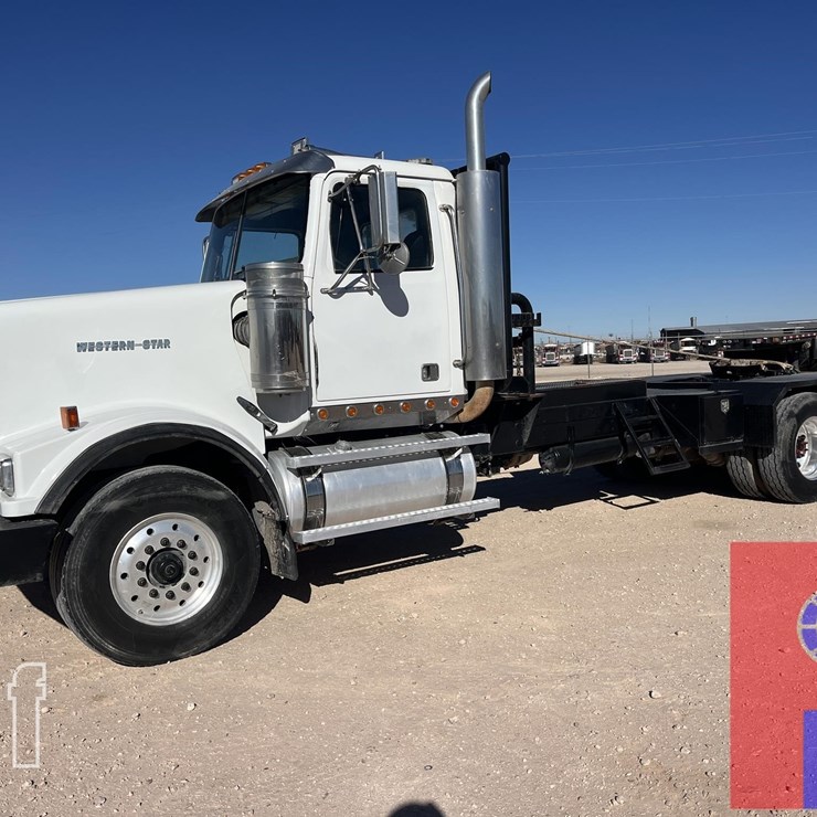 2007 WESTERN STAR 4900
