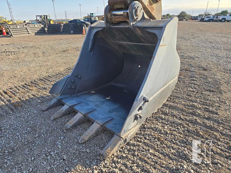 2022-xcmg-xe210u-image-9