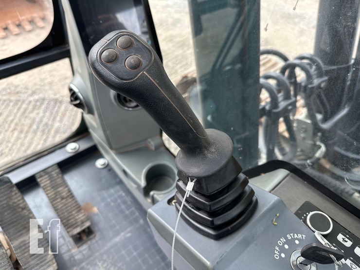 2022-xcmg-xe210u-image-19