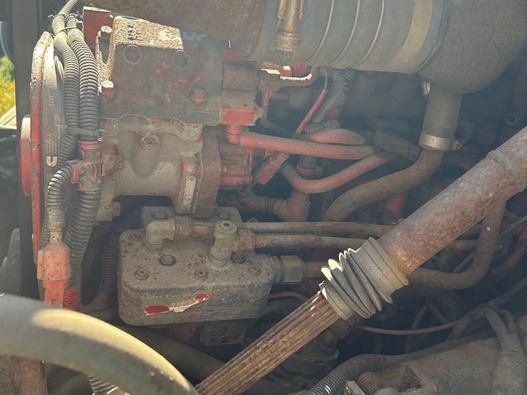 2008-sterling-l8500-image-34