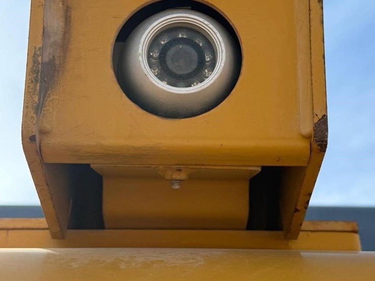 2022-xcmg-xe210u-image-8