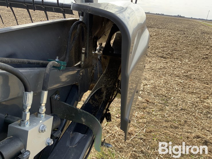 2014-gleaner-9250-image-17