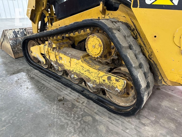 2018-caterpillar-259d-image-28