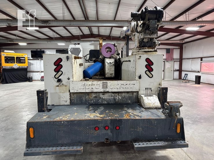 2015-kenworth-t370-image-10