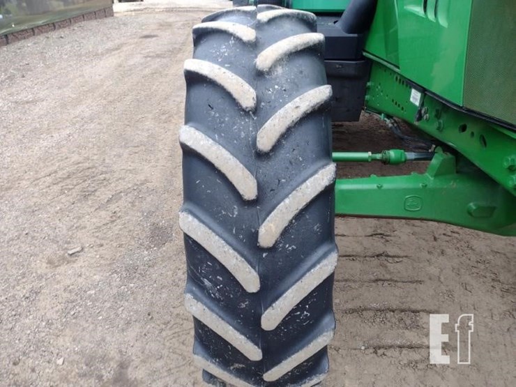 2014-john-deere-6140m-image-16