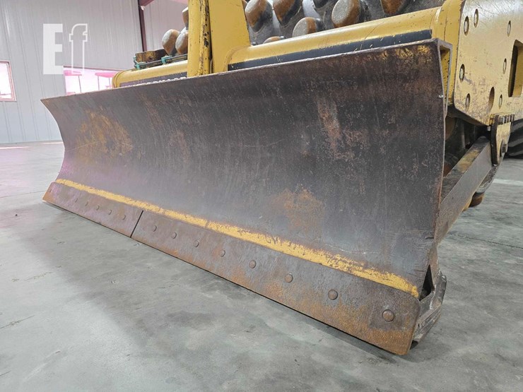 2005-caterpillar-cp-563e-image-9