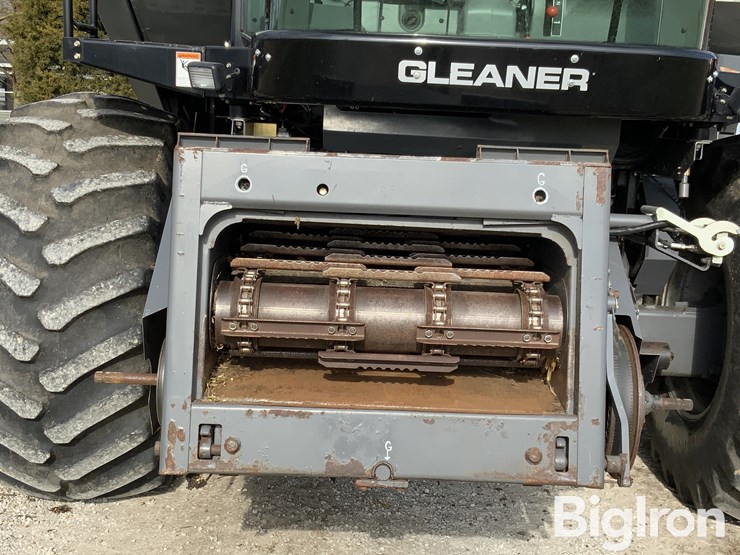 2007-gleaner-r65-image-11