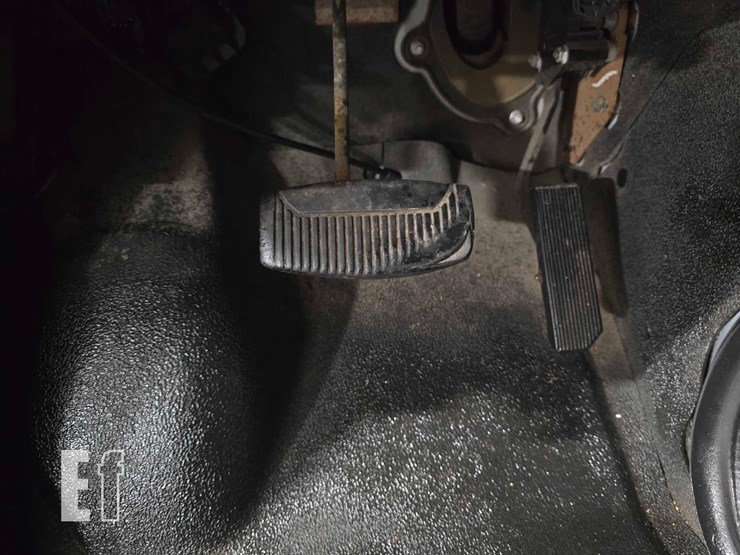 2006-ford-e350-sd-image-19