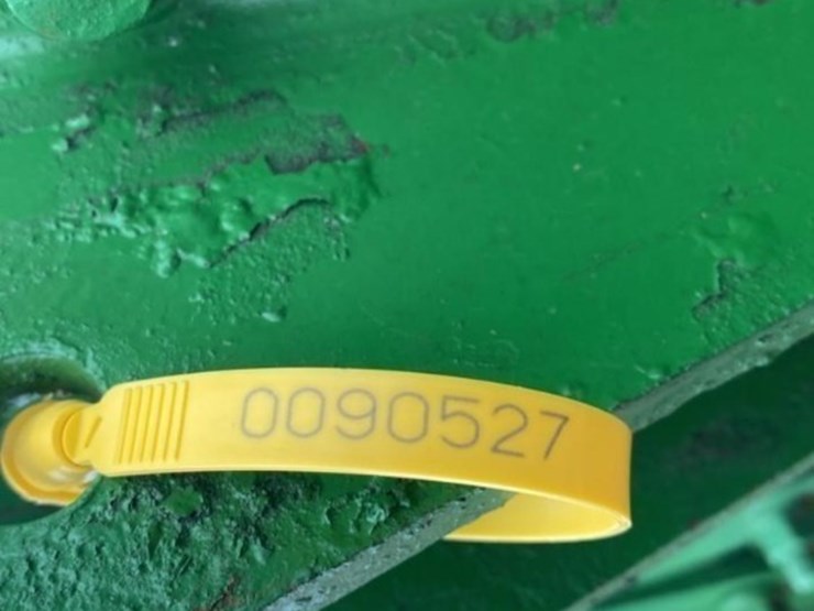 john-deere-400-image-1