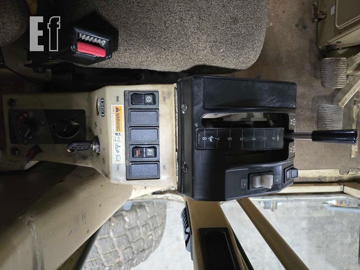 2006-caterpillar-140h-image-60