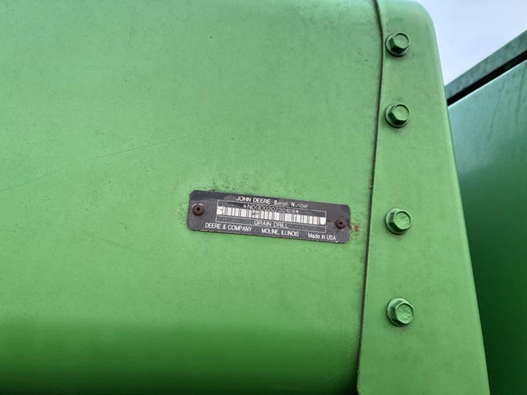 john-deere-1590-image-2