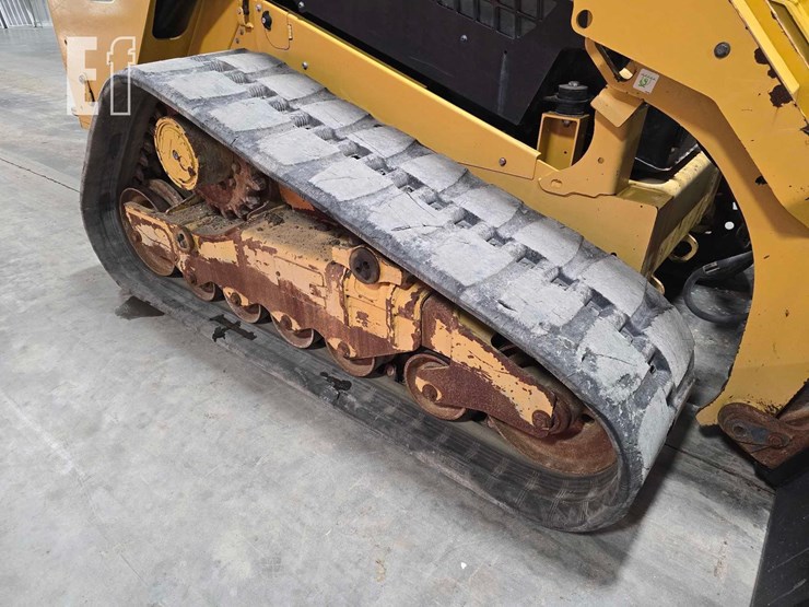 2020-caterpillar-289d3-image-22