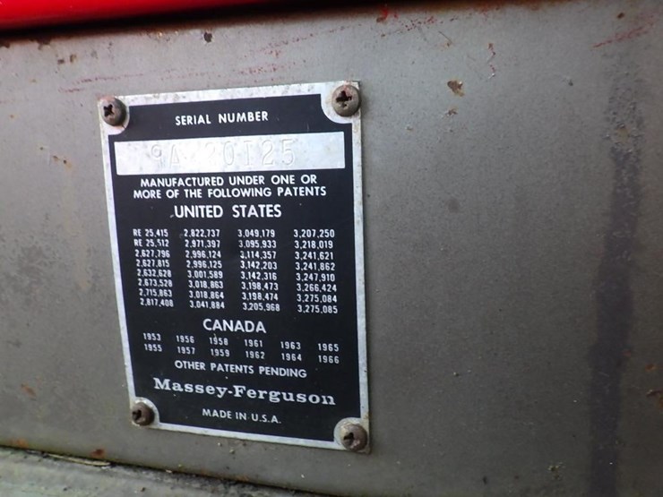 massey-ferguson-tractor-image-26