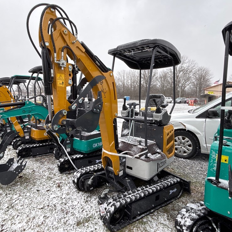 #2013 • Unused XZ20R Mini Excavator