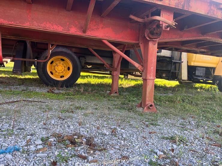 #5-•-40ft-heavy-duty-metal-semi-trailer-with-air-brakes-image-7