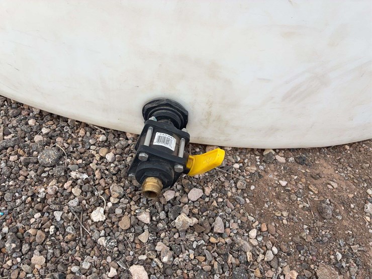 water-tank-stock-tank-image-6