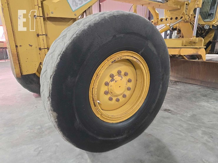 1995-caterpillar-140h-image-22