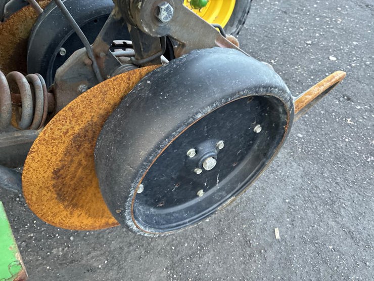 john-deere-1590-image-18