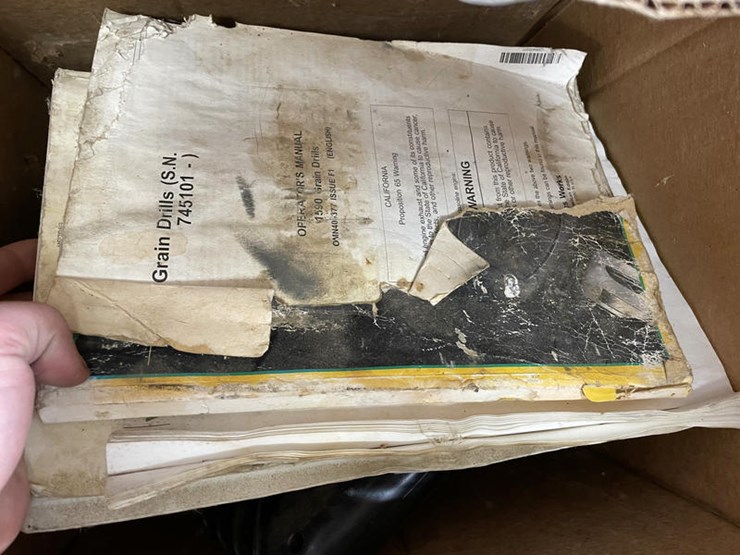 john-deere-1590-image-29