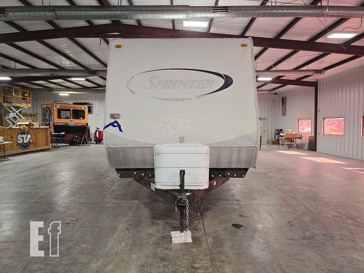 2010-sprinter-rv-image-7