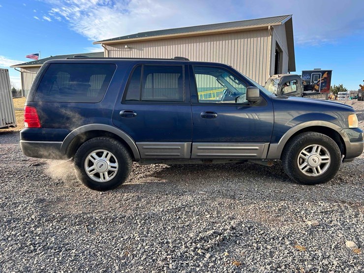 2004-ford-expedition-image-6