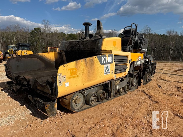 2018-volvo-p7110b-image-1