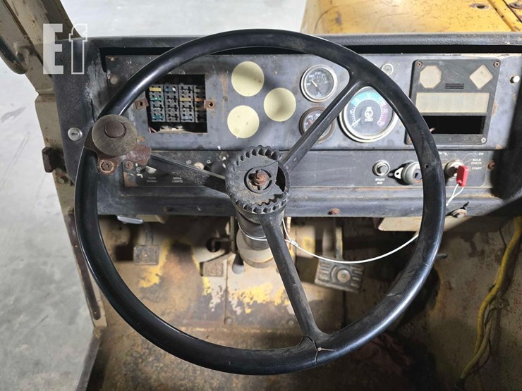 1989-deere-862b-image-13