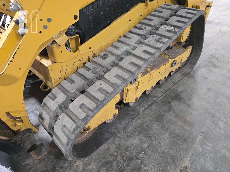 2020-caterpillar-299d3-image-20