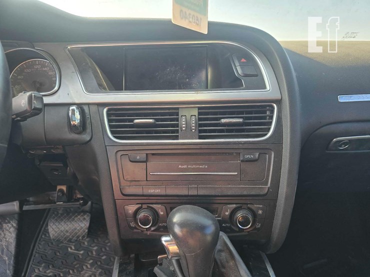 2010-audi-s5-image-14