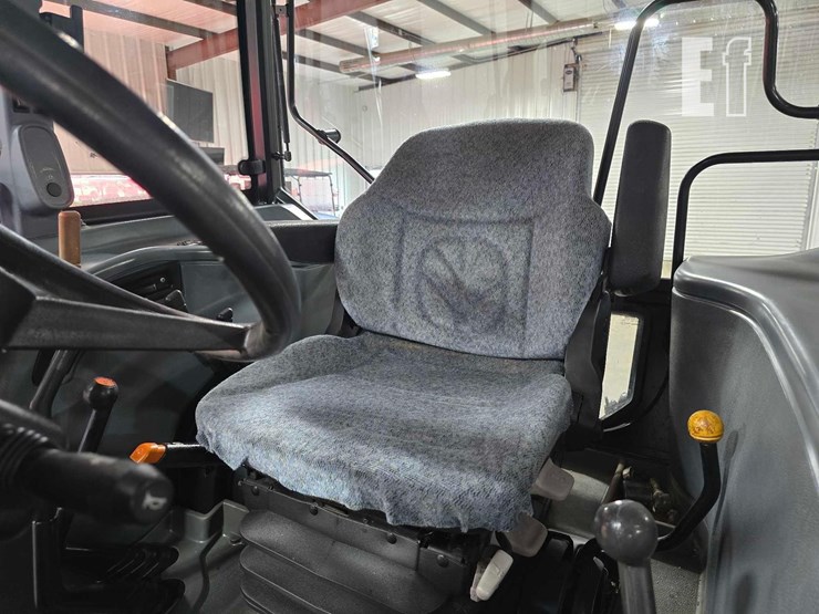 new-holland-tl100a-image-17