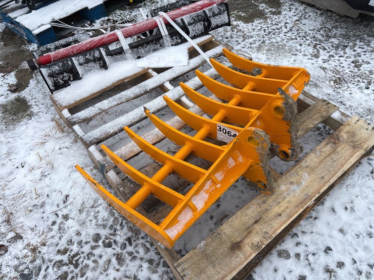 2025-caterpillar-303-image-1