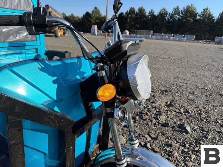 2025-ir-iret13-electric-tricycle-image-9