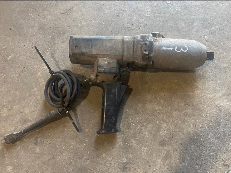 #31-•-bosch-heavy-duty-impact-wrench-image-1