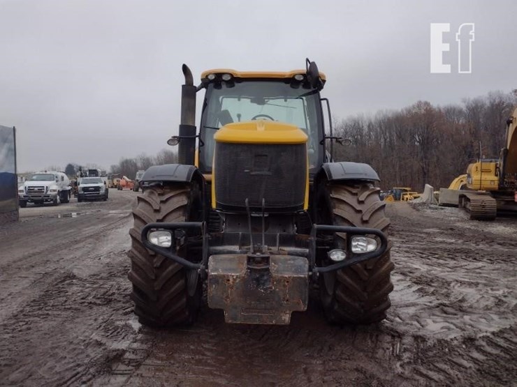 jcb-fastrac-8250-image-2