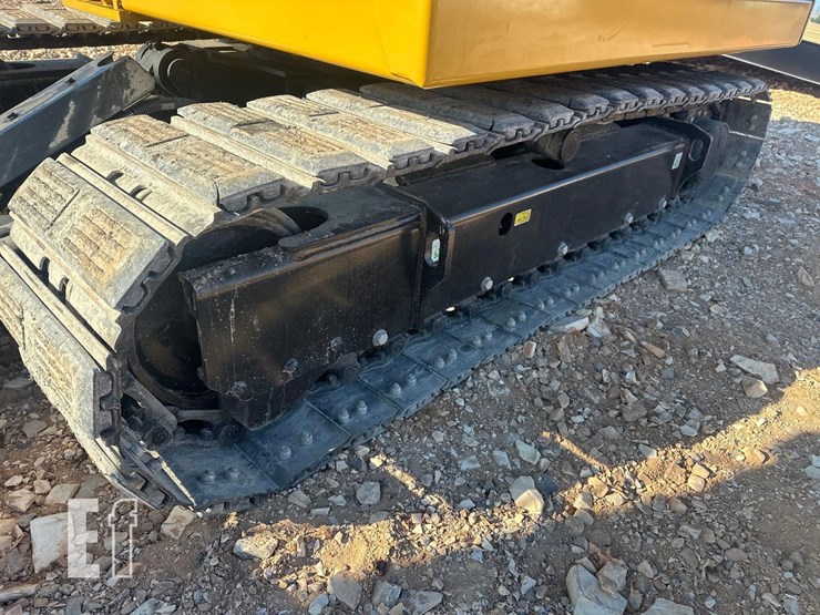 2025-caterpillar-305.5e2-image-17