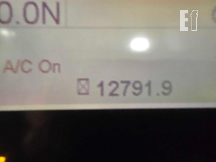 2013-caterpillar-d6n-lgp-image-15